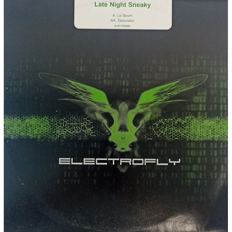 Late Night Sneaky – Le Boom