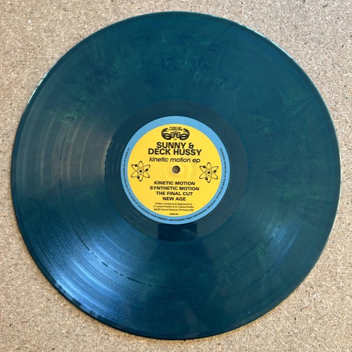 Sunny &amp; Deck Hussy – Kinetic Motion EP